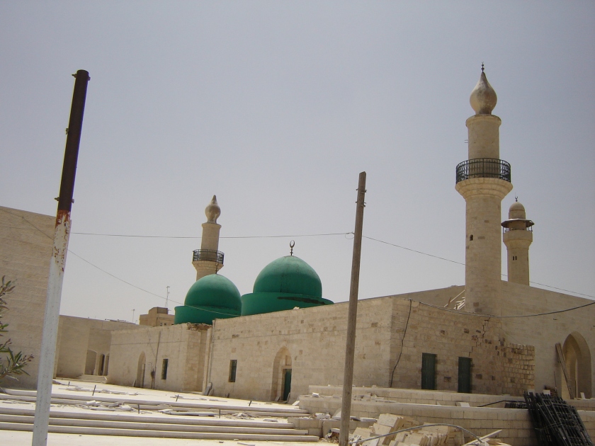 Burrial site for Ja'far Al Tayyar, Abdullah bin rrawa'ha and Zid bin h'aritha in Jordan.jpg
